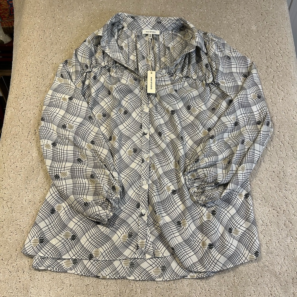 NWT Max Studio Balloon Sleeve Button Up Shirt Womens Size Medium‎